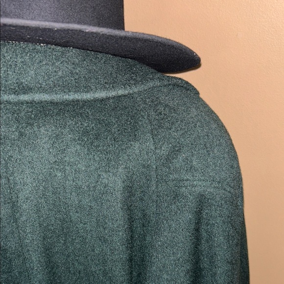 Stunning Vintage Wool & Mohair
Deep Emerald Green Elegant
Long, Belted Trench - Picture 6 of 16